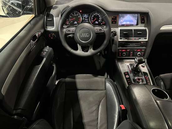 AUDI-Q7-2013