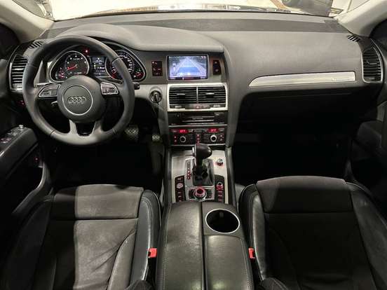 AUDI-Q7-2013