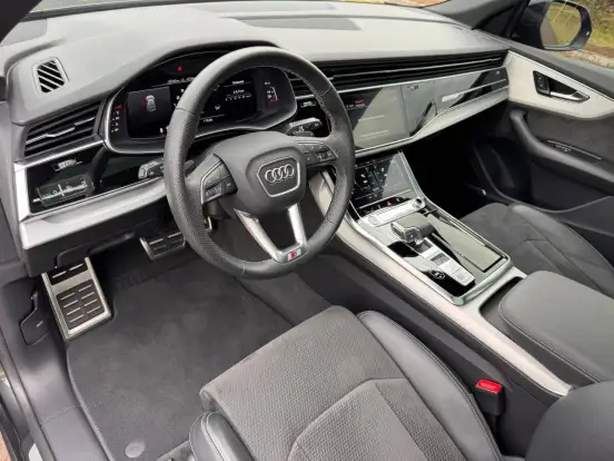 AUDI-Q8-3.0 TFSI GASOLINA PERFORMANCE BLACK QUATTRO TIPTRONIC AUDI-Q8-2022