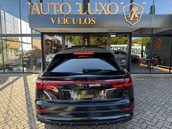 AUDI-Q8-3.0 TFSI GASOLINA PERFORMANCE BLACK QUATTRO TIPTRONIC AUDI-Q8-2024