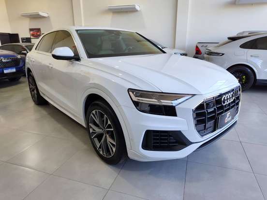AUDI-Q8-3.0 TFSI GASOLINA PERFORMANCE QUATTRO TIPTRONIC AUDI-Q8-2020