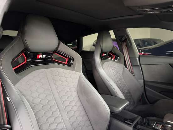 AUDI-RS5-2023