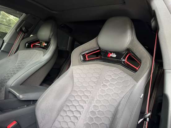 AUDI-RS5-2023