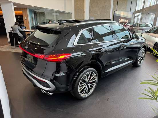 AUDI-SQ5-2026