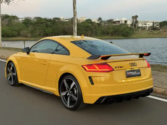 AUDI-TT RS-2.5 TFSI QUATTRO COUPÉ GASOLINA 2P S-TRONIC AUDI-TT RS-2021