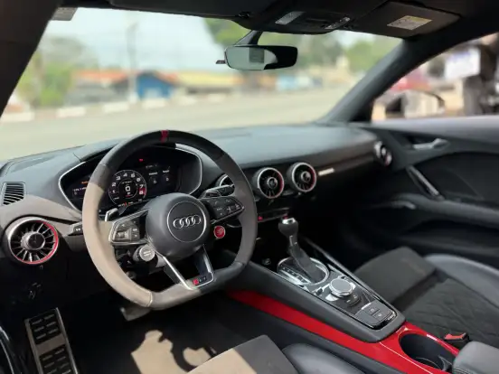 AUDI-TT RS-2.5 TFSI QUATTRO COUPÉ GASOLINA 2P S-TRONIC AUDI-TT RS-2021