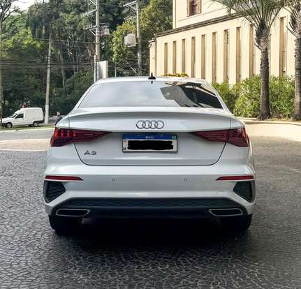 AUDI-A3-2021