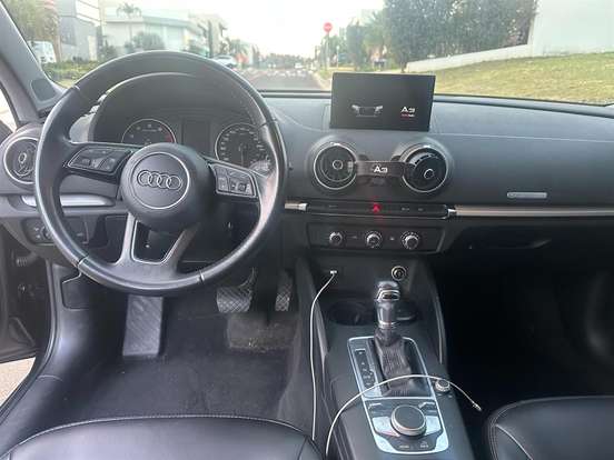 AUDI-A3-2017