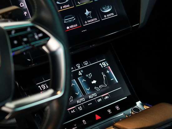 AUDI-E-TRON-ELÉTRICO SPORTBACK PERFORMANCE QUATTRO AUDI-E-TRON-2022
