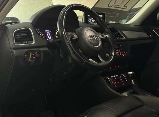 AUDI-Q3-2016