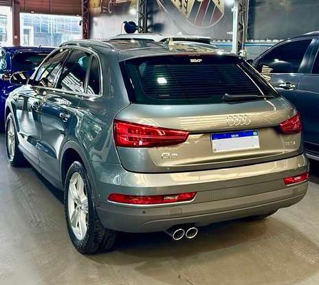 AUDI-Q3-2018