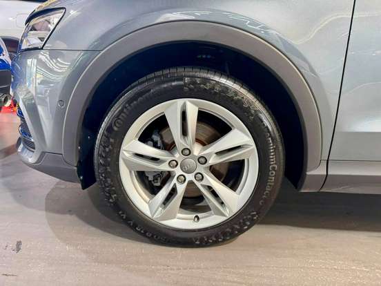 AUDI-Q3-2018
