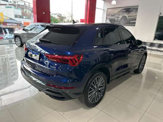 AUDI-Q3-2.0 40 TFSI GASOLINA PERFORMANCE BLACK QUATTRO TIPTRONIC AUDI-Q3-2023