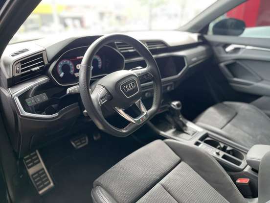 AUDI-Q3-2.0 40 TFSI GASOLINA PERFORMANCE BLACK QUATTRO TIPTRONIC AUDI-Q3-2023