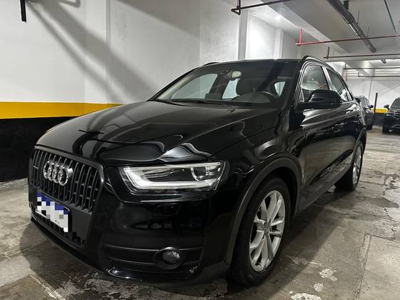 AUDI Q3 2.0 TFSI AMBIENTE QUATTRO 4P GASOLINA S TRONIC