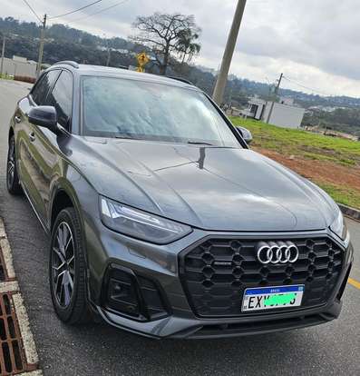 AUDI-Q5-2023