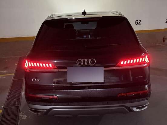 AUDI-Q7-3.0 55 TFSI GASOLINA PERFORMANCE QUATTRO TIPTRONIC AUDI-Q7-2021