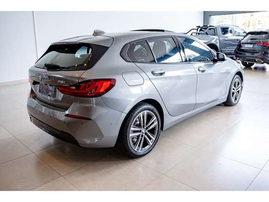 BMW-118i-1.5 12V GASOLINA M SPORT STEPTRONIC BMW-118i-2022
