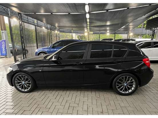 BMW-118i-2014