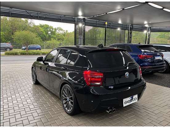 BMW-118i-2014