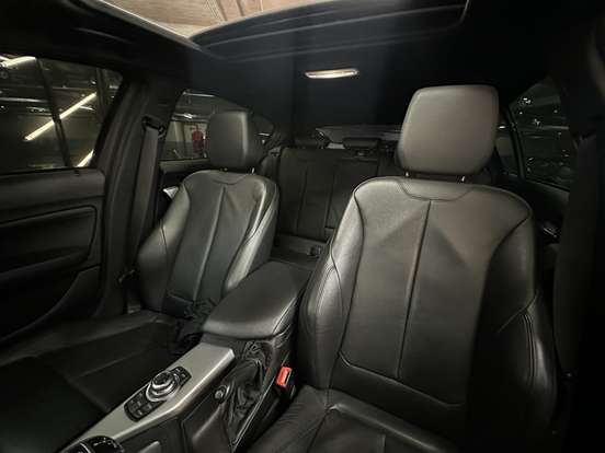 BMW-125i-2012