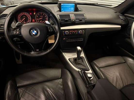 BMW-130i-2008