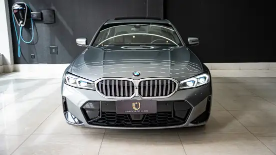 BMW-320i-2025