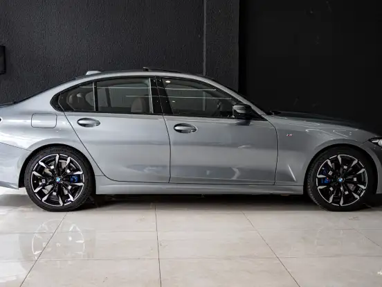 BMW-320i-2.0 16V TURBO FLEX M SPORT AUTOMÁTICO BMW-320i-2025