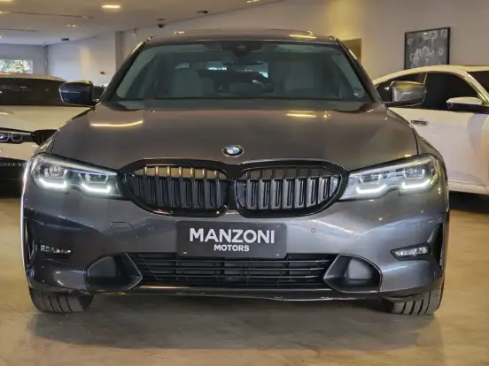 BMW-320i-2021