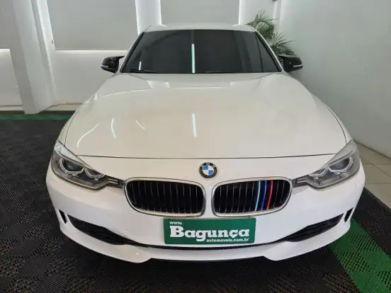 BMW-320i-2013