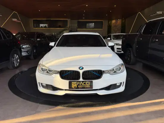 BMW-320i-2014