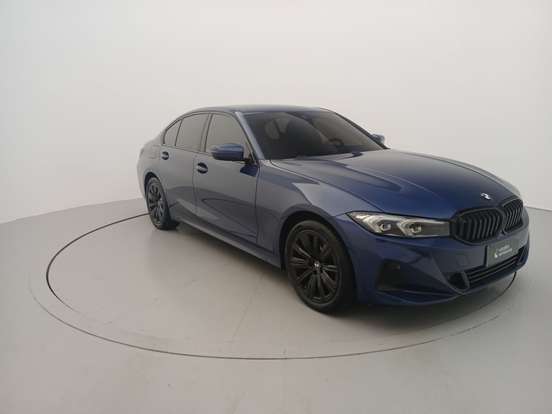 BMW-320i-2023