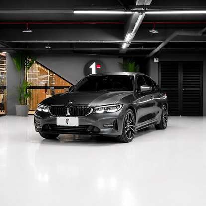 BMW-320i-2022
