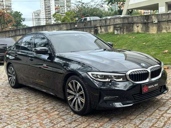 BMW-320i-2022