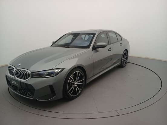 BMW-320i-2023