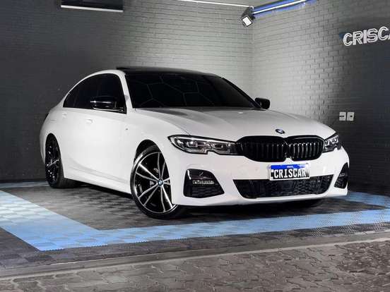 BMW-320i-2021