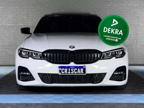 BMW-320i-2021