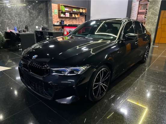 BMW-320i-2024