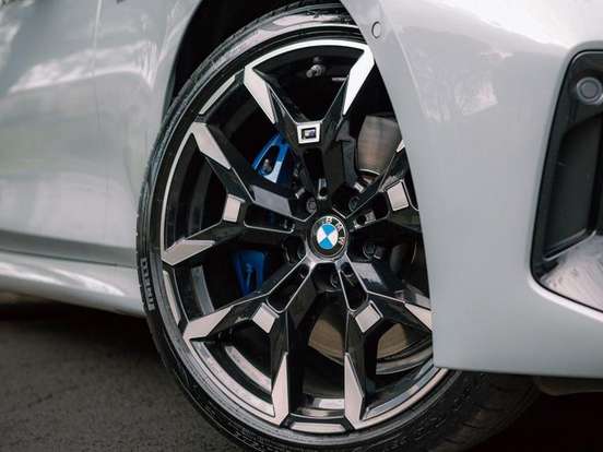 BMW-320i-2.0 16V TURBO FLEX M SPORT AUTOMÁTICO BMW-320i-2024
