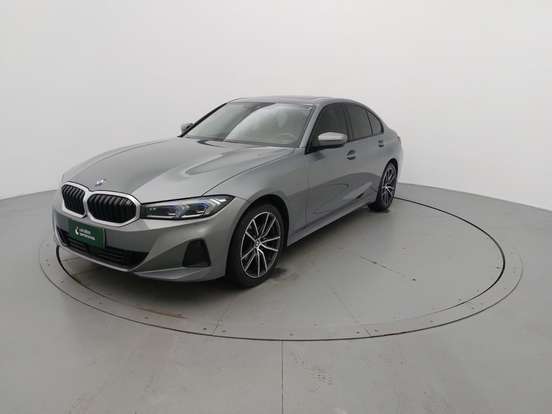 BMW-320i-2023