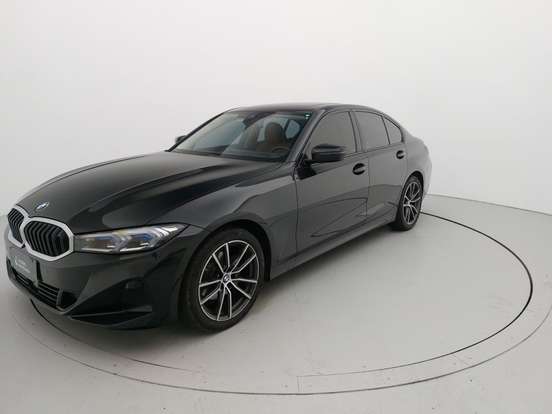 BMW-320i-2023