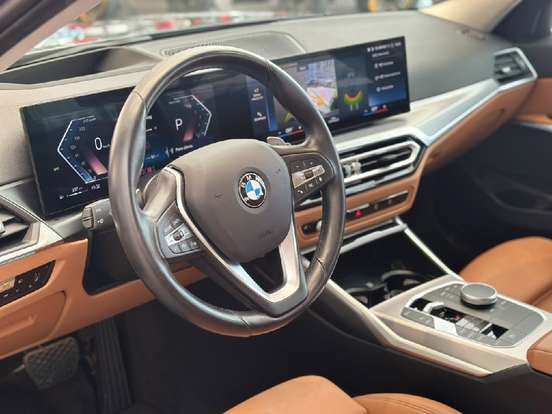BMW-320i-2023