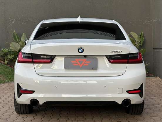 BMW-320i-2.0 16V TURBO FLEX SPORT GP AUTOMÁTICO BMW-320i-2021