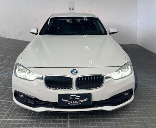 BMW-320i-2018