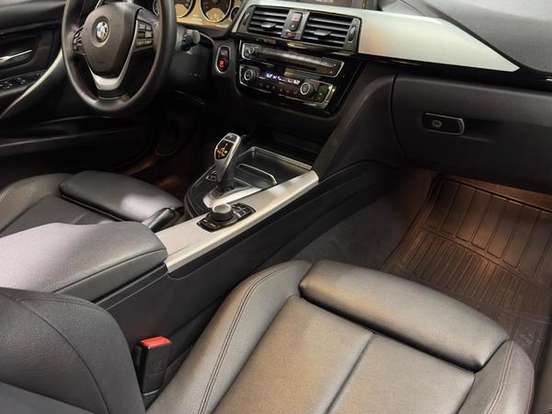 BMW-320i-2.0 SPORT 16V TURBO ACTIVE FLEX 4P AUTOMÁTICO BMW-320i-2018