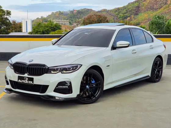 BMW 330e 2.0 16V TURBO HÍBRIDO M SPORT AUTOMÁTICO