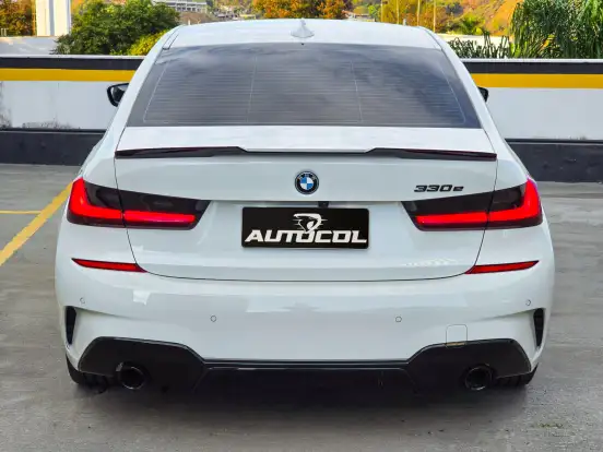BMW-330e-2.0 16V TURBO HÍBRIDO M SPORT AUTOMÁTICO BMW-330e-2022