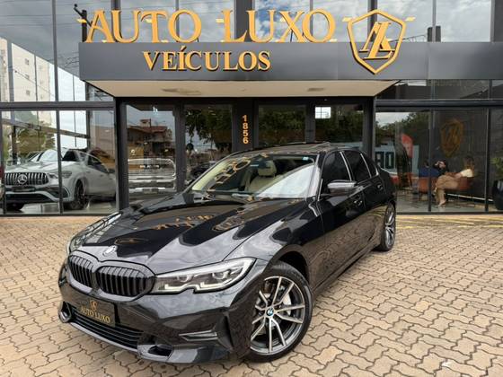 BMW 330i 2.0 16V TURBO GASOLINA SPORT AUTOMÁTICO