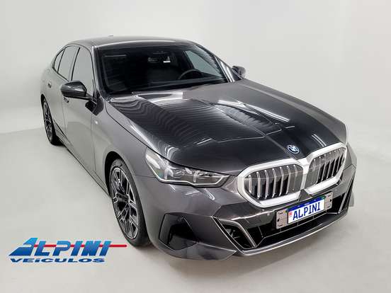 BMW-530e-2024