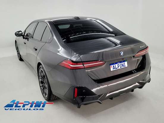 BMW-530e-2.0 TWINPOWER PHEV M SPORT AUTOMÁTICO BMW-530e-2024